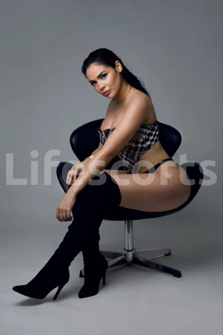 Livia - escort Colombiana en Barcelona, foto 2