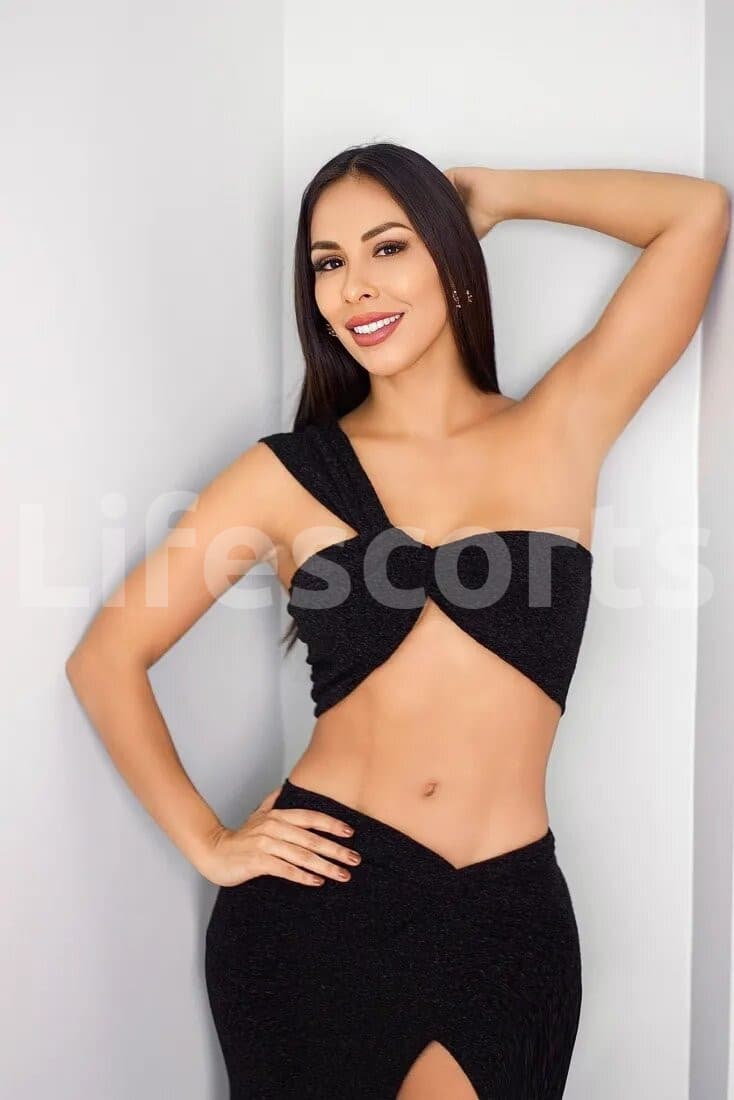 Eva - escort Española en Paris, foto 1