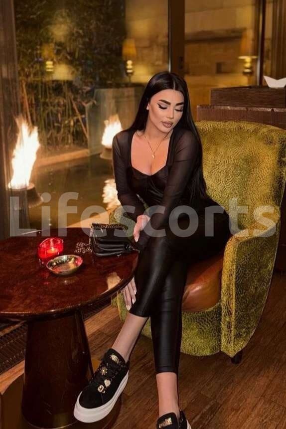 Anabella - escort Venezolana en Ibiza, foto 3