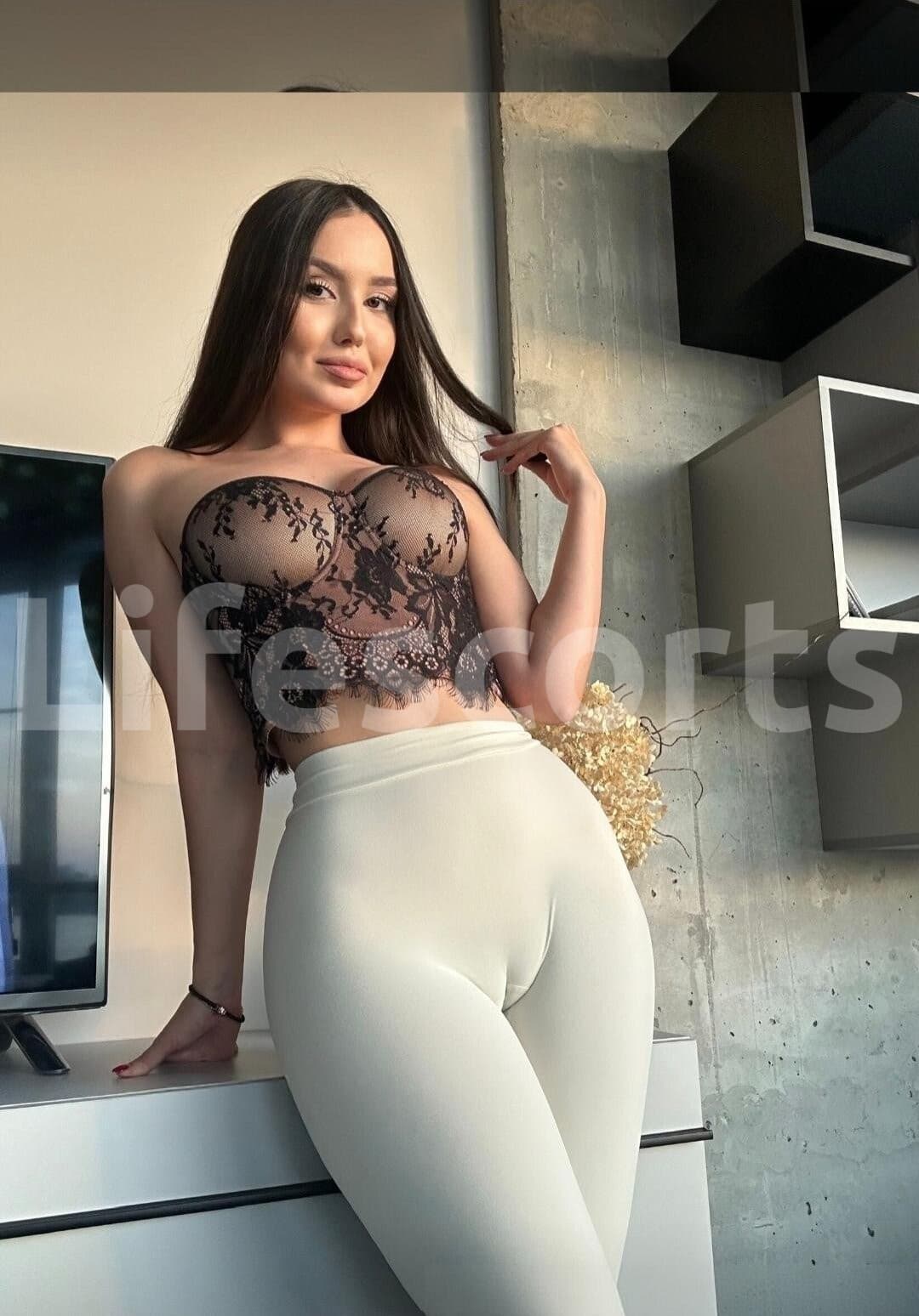 Lina - escort en Dubai, foto 3