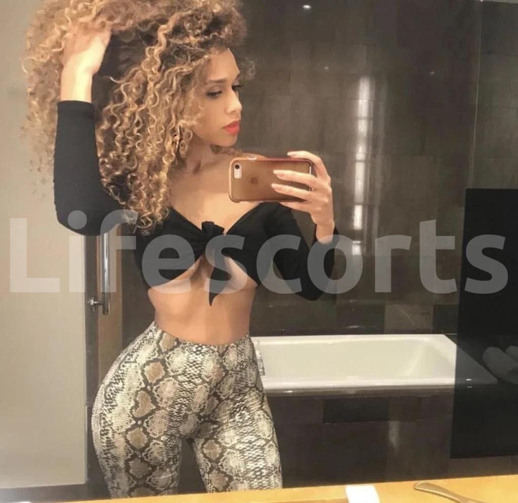 Angy - escort Venezolana en Almería, foto 2