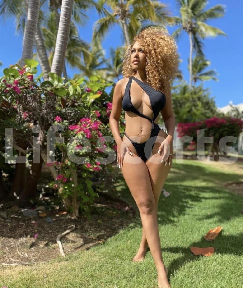 Angy - escort Venezolana en Almería, foto 1