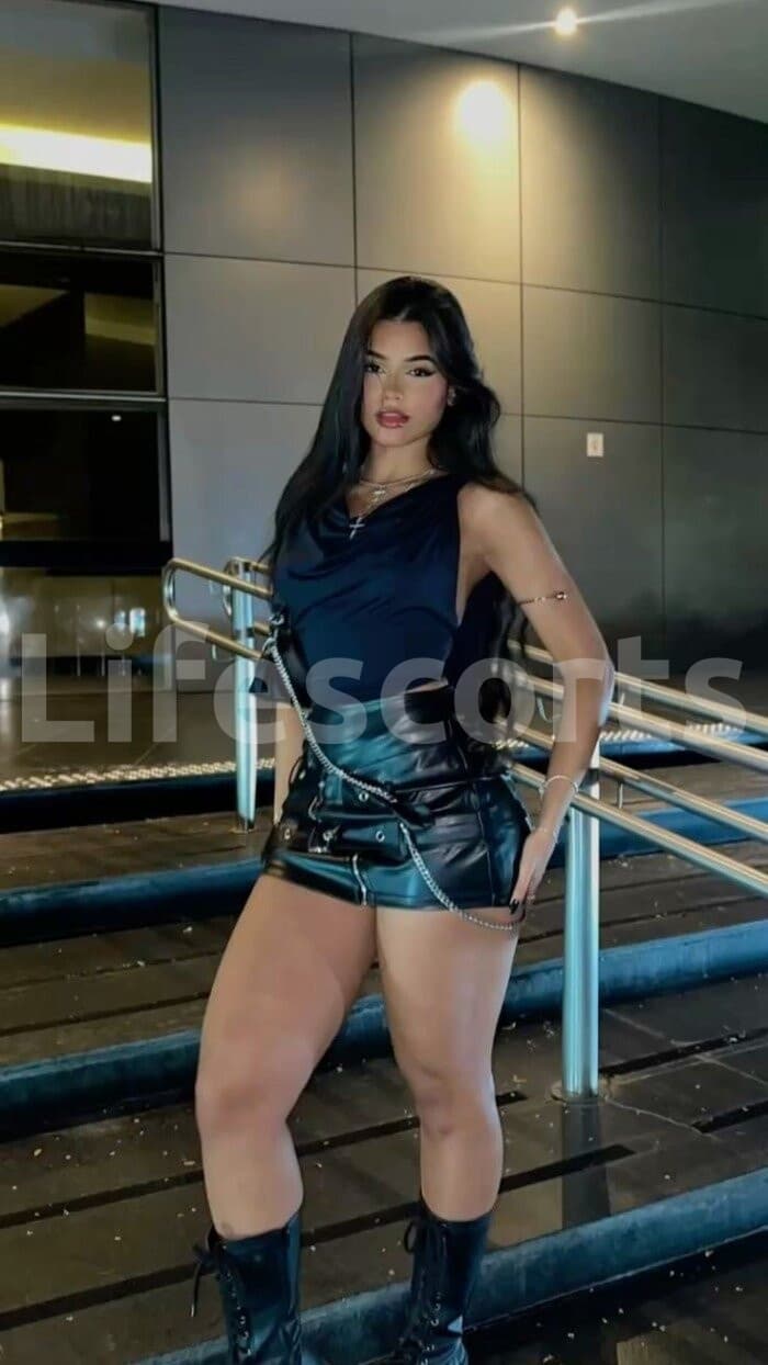 Julia - escort Latina en Motril, foto 3