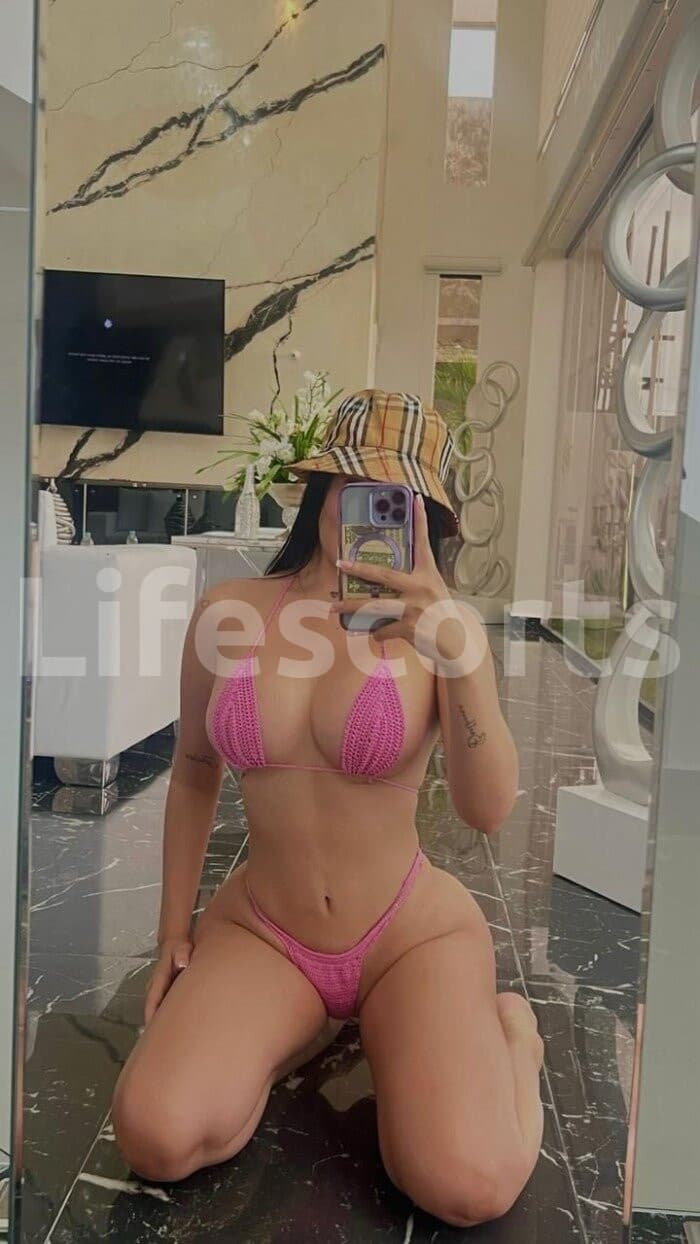 Ana - escort Latina en Boadilla del Monte, foto 2