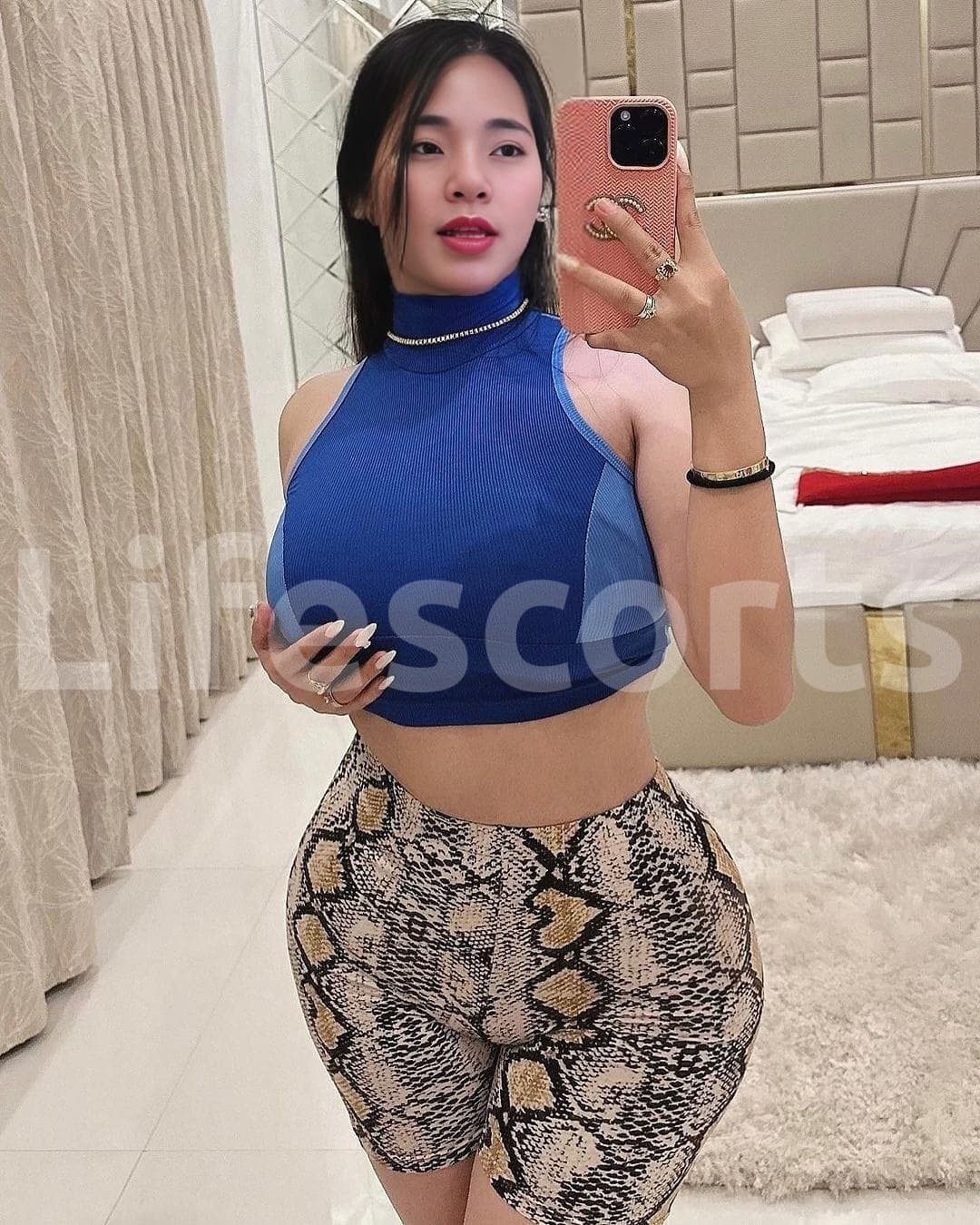 Hana - escort en Abu Dhabi, foto 1
