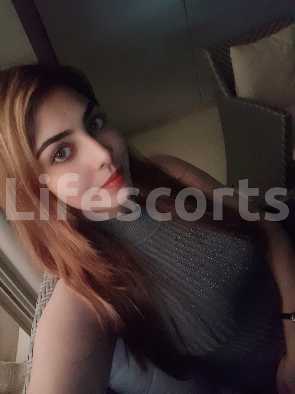 Suman - escort en Abu Dhabi, foto 1
