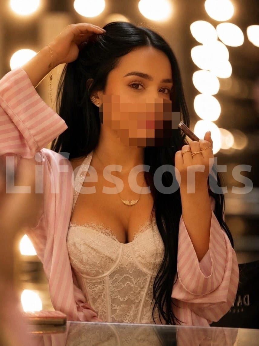 Jady - escort Brasileña en Santiago de Compostela, foto 2