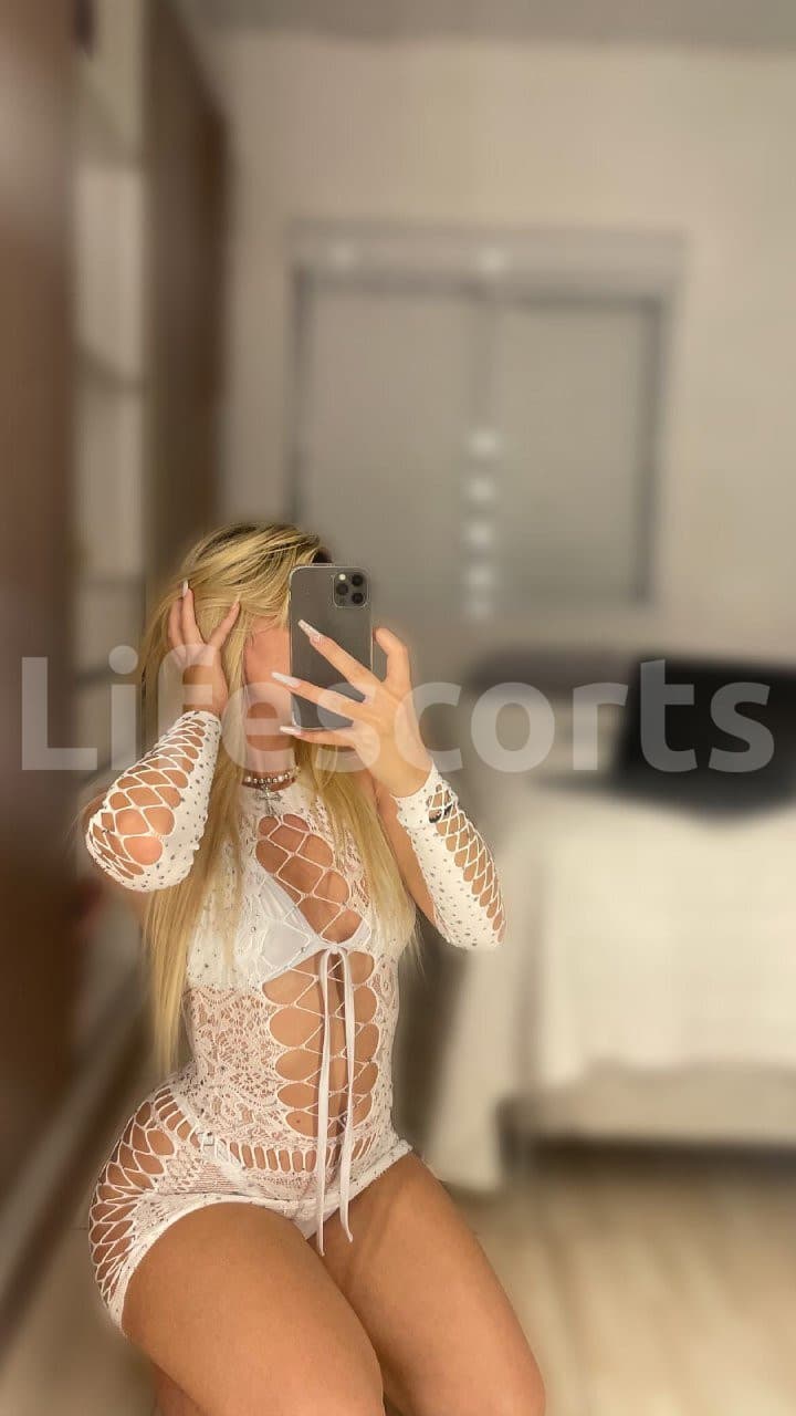Vitória - escort Brasileira en Vila Nova de Gaia, foto 2