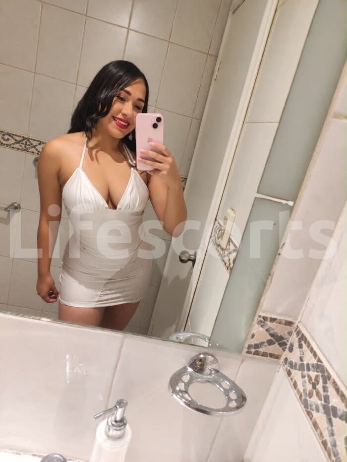 Andrea - escort Latina en Vinaròs, foto 3