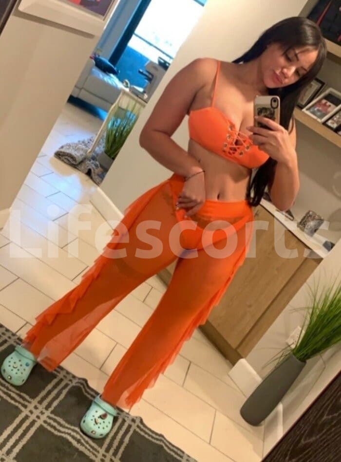 Michelle - escort Latina en Totana, foto 2