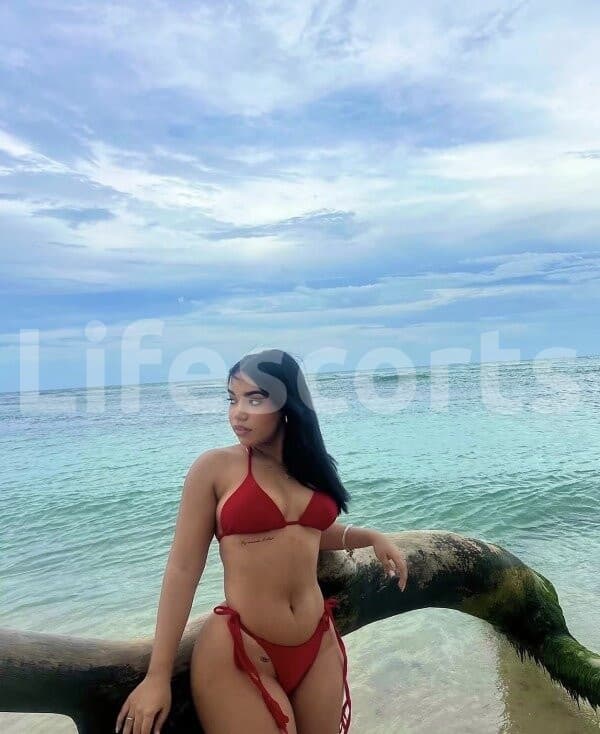 Candi - escort Colombiana en Terrassa, foto 2