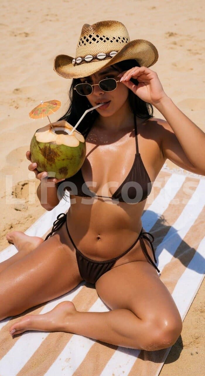 Luna - escort Latina en Calafell, foto 2