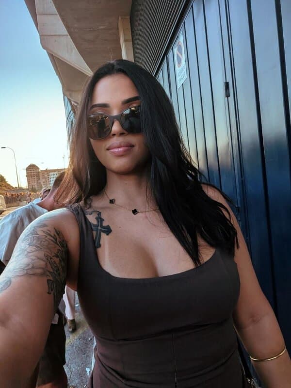 Luiza, escort Brasileña en Pamplona